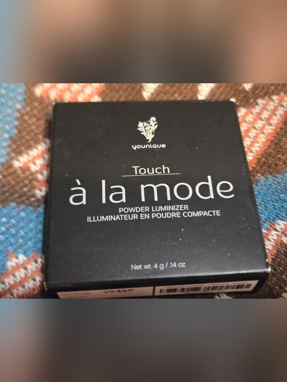 Younique A La Mode Powder Illumunizer - Pearly